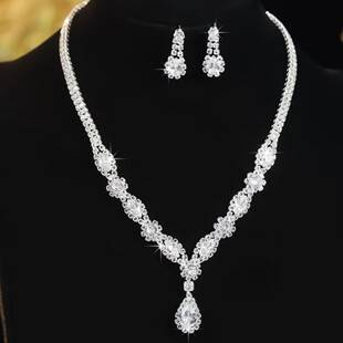 Yiwu bridal accessories niche elegant zircon rhinestone claw chain necklace earrings for girls jewelry suit wholesale