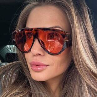 New European and American oversized T-shaped oval sunglasses, trendy Y2K sunglasses, popular among influencers, casual eyewear for women