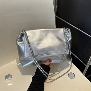Soft Leather Large-Capacity Fashionable Simple Commuter Chain Shoulder Bag for Women 2025 Early Autumn New Versatile Ins Tote Bag