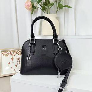 Popular in Foreign Trade: 2026 Fashionable New Small Shell Large Capacity Underarm Bag, High-End Light Luxury Commuting Tote Bag