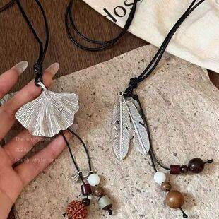 New Chinese Style Ginkgo Feather Tassel Necklace for Women 2025 New Retro Medieval Wear Matchinging Long Necklace