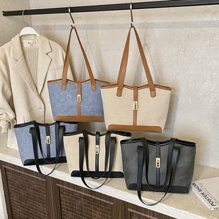 2025 New French Casual Retro Large Capacity Commuting Shoulder Bag Color Matching Western Style Tote Underarm Handbag for Women
