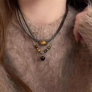 Vintage Leather Imitation Tiger's Eye Stone Necklace for Women, Retro Style Sweater Chain, Light Luxury Niche Layered Clavicle Chain Accessory