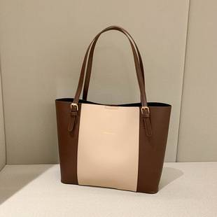 New Korean Style Color-Blocked Large-Capacity Tote Bag for Women, Fashionable Outing Portable Casual Spring Women's Bag, Stylish Shoulder Bag