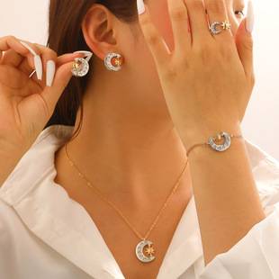 Cross-Border Fashion Luxury Diamond Star and Moon Pendant Necklace Holiday Women's Clothing with Star and Moon Clavicle Chain