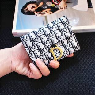 Cross-Border New Style European and American Printed Thin Wallet for Women, Short Vintage Fashion Soft Leather Wallet 70% off Clutch Card Holder Trendy