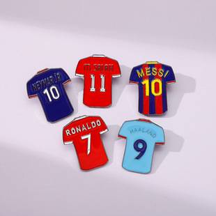 Football Star jersey brooch Messi C Roneymar metal badge personalized clothing Joker bag packaging accessories
