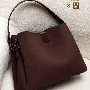 Bag2026 New Large-Capacity Bucket Bag for Women, Niche Simple Versatile Handbag, Shoulder Crossbody Bag