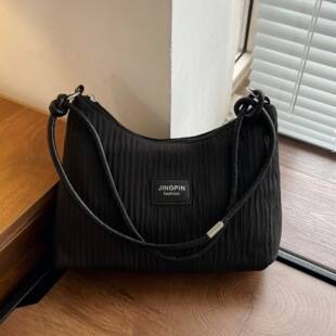 2026 Casual Large-Capacity Embossed Striped Fresh New Summer Fashion Commuting Solid Color Single-Shoulder Underarm Handbag