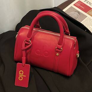 Popular Foreign Trade Pillow Bag 2026 New Model Large Capacity Solid Color Women's Bag European and American Commuter Bag Fashionable Handbag and Crossbody Bag