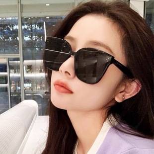 Factory Direct Delivery Large Frame Sunglasses for Men, Retro Three-Point Black Sun Protection Glasses, Popular Online Sunglasses for Women