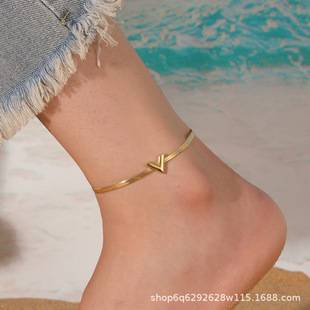 Cross-border V-letter anklet, vacuum electroplated snake bone chain, elegant and simple, wholesale niche versatile fashion anklet