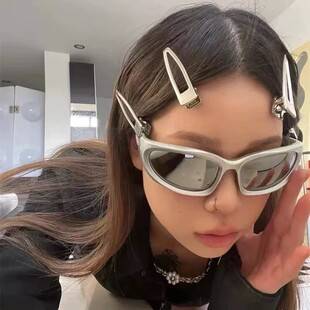Trendy Internet Celebrity Cross-Border Tech-Inspired Cool Sunglasses High-End Punk Mechanical Silver Protective Wholesale Sunglasses