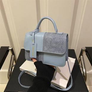 Winter Stitching 2024 Textile Trendy Crossbody Bag Small Square Bag Commuter Shoulder Popular Fashion Foreign Style Handbag This Year