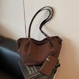 Korean Niche Matte Vintage Commuter Tote Bag for Women 2025 New Large-Capacity High-End Handbag Shoulder Bag