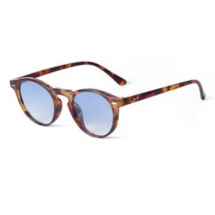 Cross-Border New Fashion Trend Style Sunglasses with Rivets