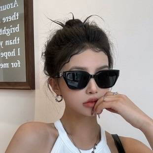 Cat's eye sunglasses women's high-end sense face small 2025 new round face black retro European and American style sunglasses