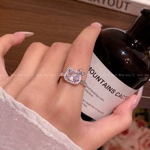 Sweet and Stylish Silver Zircon Cat-Shaped Open Ring for Women, Exquisite Niche Index Finger Ring with a Trendy Vibe