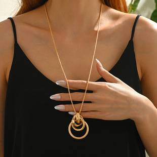European and American cross-border vintage metal ring pendant necklace for women, long style, simple and elegant, versatile, wholesale foreign trade supply
