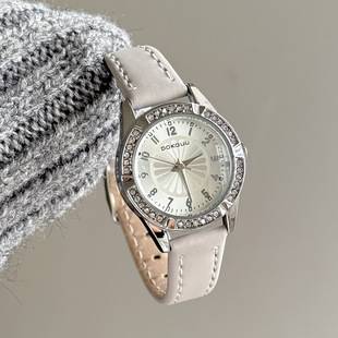 New Model of Diamond-Encrusted Cross-Border Foreign Trade Luxury Retro Watch for Women, High-End Watch for Middle School Students, Niche Small Dial Watch