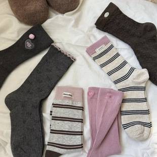 Autumn Is the Perfect Time for Sweet Retro Girls! the Gray-Pink Color Is Stunning ~ Seamless Ins Straight-Leg Mid-Calf Socks
