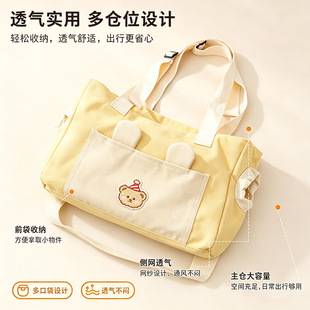 Portable pet carrier for cats and small dogs, breathable canvas single-shoulder backpack with an open head area, a must-have accessory for taking your cat or dog out