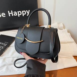 Trendy Niche Design Versatile Small Square Bag Women's Bag 2024 Stylish Solid Color Chanel-Style High-Quality Crossbody Handbag