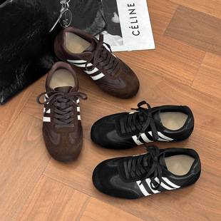 Ins-style four-stripe German training shoes, 2026 autumn and winter new model, height-increasing Forrest Gump shoes, fashionable casual shoes for young women