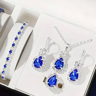 Fashionable and Popular Suit Jewelry, Elegant Diamond-Encrusted Zircon Necklace, Earrings and Ring Combination, Bridal Banquet Jewelry