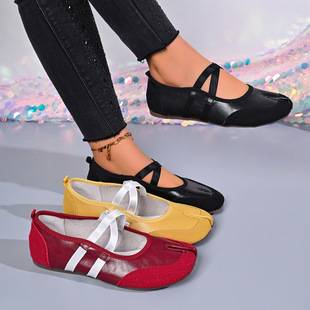 French-style cross-strap split-toe pig hoof shoes for women, 2026 spring new color-blocked flat ballet shoes, Mary Jane single shoes for women