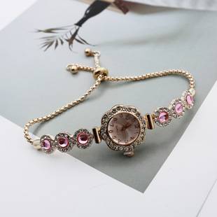 TikTok Explosive Lazy Free Pull Women's Bracelet Women's Watch Watch Colorful Diamond Set Fashion Cheap Quartz Watch