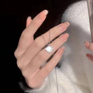 One Bei Zi Necklace Women's High-end Light Luxury Ins Niche Simple All-match Valentine's Day for Girlfriend