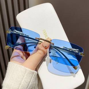 Personalized European and American Fashion Small Frame Hip Hop Sunglasses High Sense Men's Ins Glasses Internet Popular Street Photoshoot Women's Frameless Sunglasses
