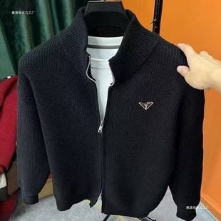 Cross-Border Popular Knit Sweater with Metallic Trendy Brand Design, New Autumn and Winter Men's Style, Triangle Chest Pattern, Round Neck Unisex Jacket for Men
