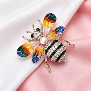 New Style Simple and Elegant Alloy Rhinestone Bee Brooch Cartoon Versatile Women's Sweater Coat Brooch Accessory Pin