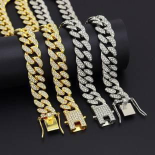 European and American hip hop style full diamond encryption Cuban chain clavicle chain necklace hipster cool flash personality butterfly buckle necklace accessories