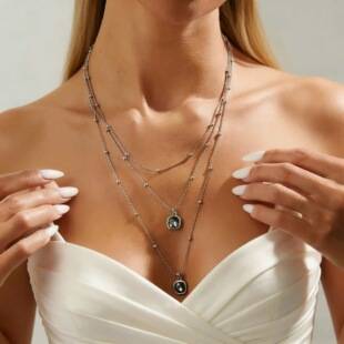 European and American Cross-Border Fashion Jewelry Design Acrylic Black Diamond Pendant Necklace Ins Party Charm Multi-Layer Clavicle Chain