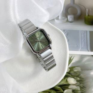 Square Watch Women's ins College Style Mori Department High Yan Value Junior High School Students Retro Art Small Fresh All-match Minimalist