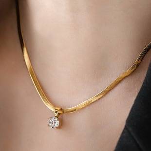 Europe and the United States cross-border fashion new accessories personalized creative versatile golden stainless steel blade chain sparkling clavicle necklace