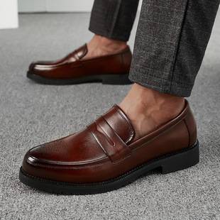 Spring Slip-On Loafers Cross-Border Large Size Formal Business Casual Shoes Carved Pointed Leather Shoes British Style Men's Shoes