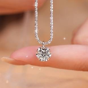 Imitation Moissanite Diamond Necklace Women's Summer 2024 New Style Clavicle Chain Light Luxury Niche High-end Temperament Gentle 100