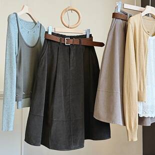 Korean-style corduroy A-line midi skirt for women, 2026 autumn new collection, high-waisted, loose fit, versatile