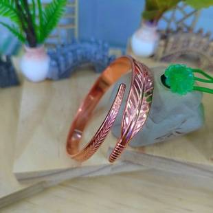 Tree leaf red copper bracelet manufacturers direct batch of European and American copper bracelet creative pattern copper bracelet