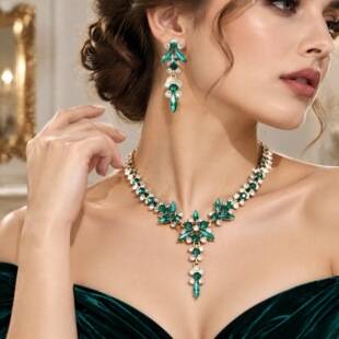 Europe and the United States Hot Jewelry Cross-border Supply Bridal Necklace suit Fashion High-end Crystal Wedding Dress Banquet Dress Jewelry