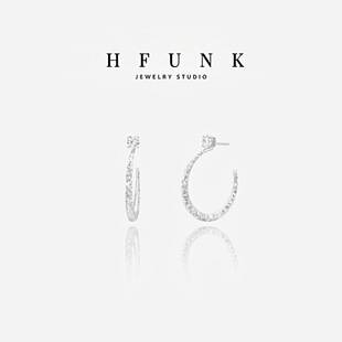 High-end, colorfast women's earrings, versatile French-style accessories, simple floral design, large C-shaped hoop earrings, unique design earrings