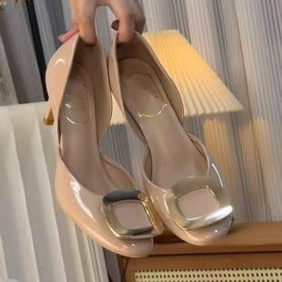 White Ballet High-Heeled Sandals with Thin Heels and Hollow Design, Same Style as Bai Bai Cong Yuan, Elephant Gray Square Buckle Single Shoes for Women