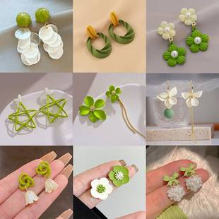 Green Small Fresh Flower Summer Versatile Earrings Simple Elegant Fashionable Earrings Super Fairy Tassel Heart-Shaped Earrings for Women