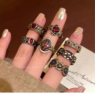 "Noble Lady" Vintage Distressed Heart-Shaped Ring for Women, Ethnic Style Stackable Index Finger Ring, Vintage Jewelry