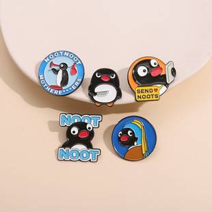 Icefield Animal Cute Brooch Clothing Accessories Penguin Cartoon Pattern All-match Accessories Metal Badge Collar Pin Sports