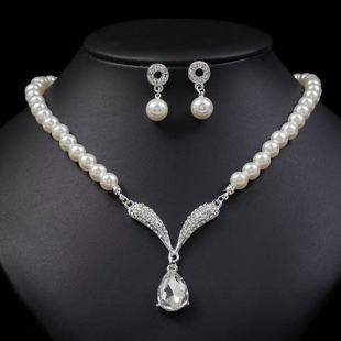 Korean Style Distinctive Pearl Necklace Earrings suit Women's Fashion Elegant Explosive Alloy Electroplated Bridal Dress Accessories